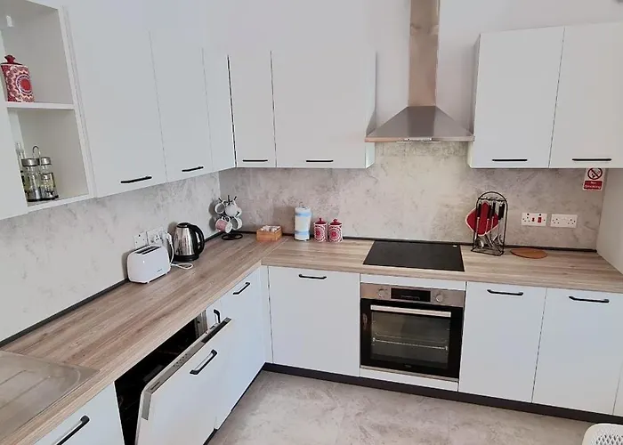 Apartament Seaside Serenity 8 - Few Mins Walk To The By Quicktrips